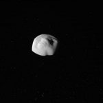 Получены самые детальные снимки спутника Сатурна — Атласа