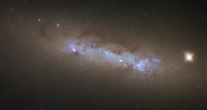Спиральная галактика NGC 4248